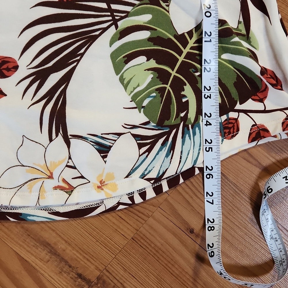 LuLaRoe Tropical Print Tank Top - Cream and Brown - Picture 9 of 11